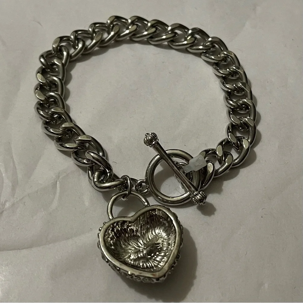 Juicy Couture Silver Chain Bracelet With Crystal Heart Charm - Picture 11 of 14